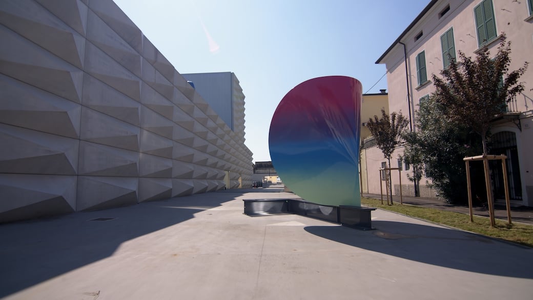 L’opera “Ex-stasis” di Patrick Tuttofuoco