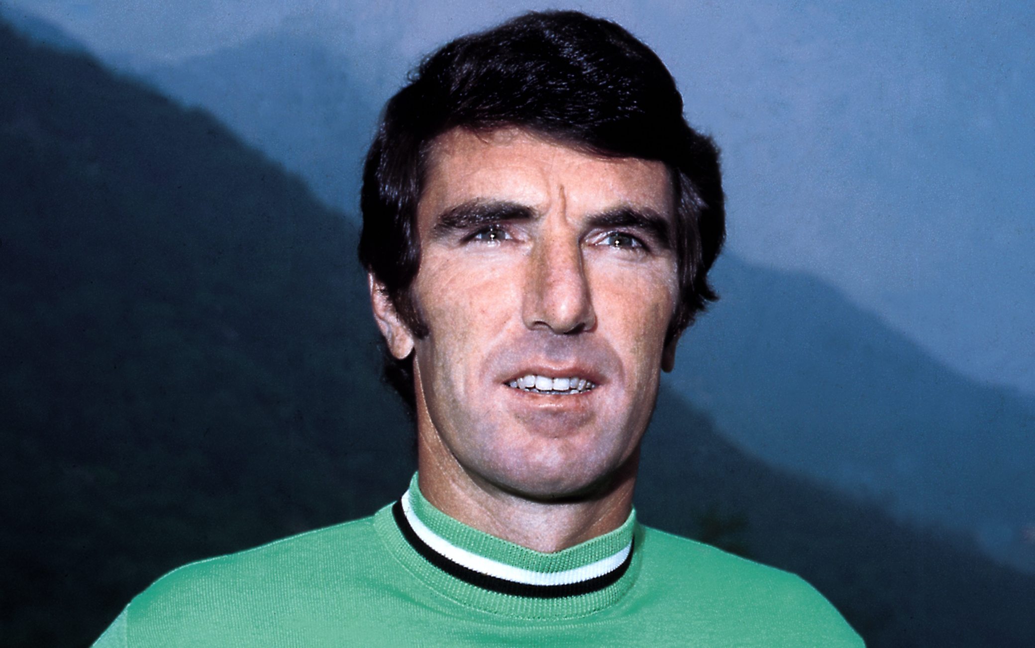 compie-80-anni-dino-zoff-il-portiere-che-ha-fatto-la-storia-del-calcio