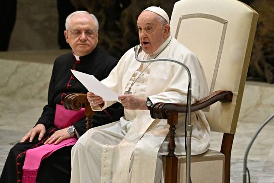 Papa Francesco: sto molto meglio, ma fatico se parlo troppo | Sky TG24