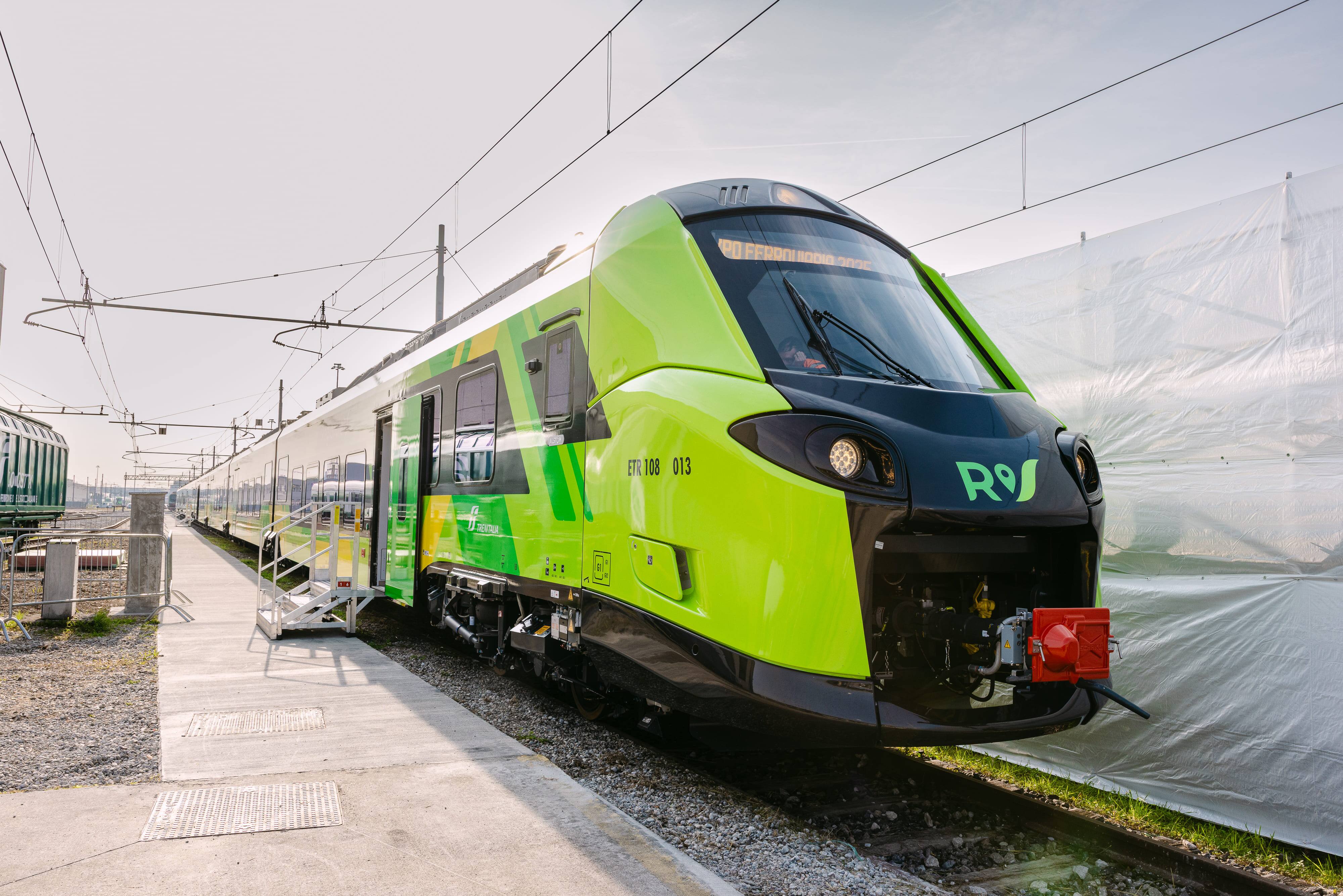 ExpoFerroviaria 2025 Trenitalia E Alstom Presentano Il Treno Regionale ExpoFerroviaria 2025 Trenitalia E Alstom Presentano Il Treno Regionale