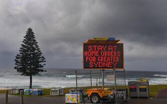 Covid, strade deserte a Sydney per il lockdown