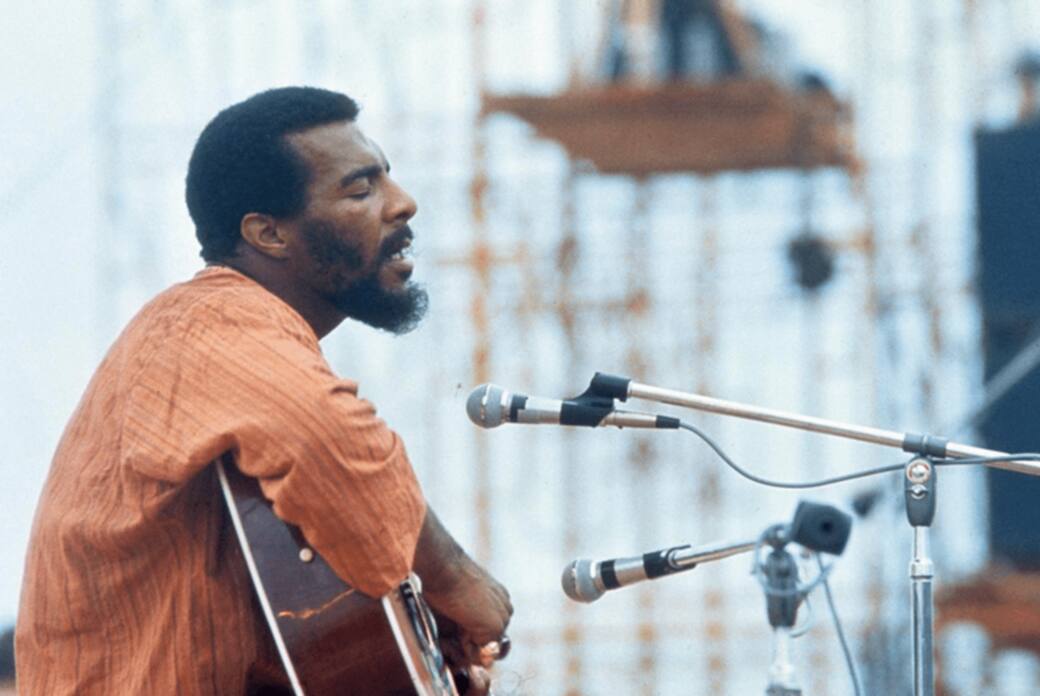 Richie_Havens_Live_(c)_Henry_Diltz.png