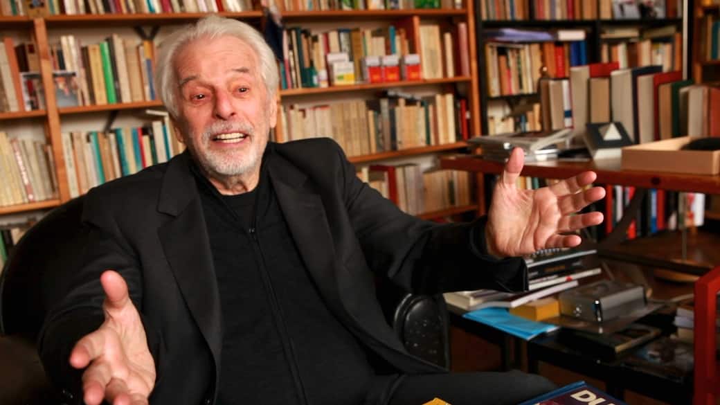 JODOROWSKY_S_DUNE_-_Alejandro_Jodorowsky_interview_shot_02.jpg