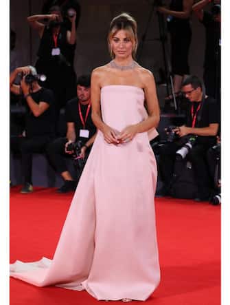 34-sveva-alviti-venezia-2024-look-getty - 1