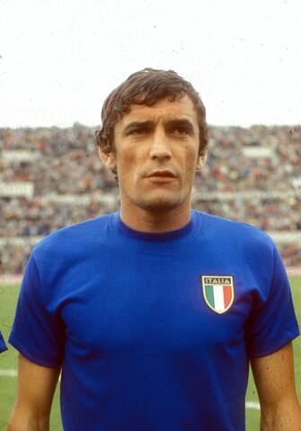 Gigi Riva in maglia azzurra in una foto d'archivio. ANSA