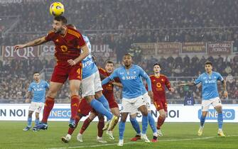 AS Roma's Bryan Cristante (L) during the Italian Serie A soccer match between AS Roma and SSC Napoli at the Olimpico stadium in Rome, Italy, 23 December 2023. ANSA/FABIO FRUSTACI