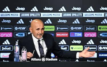 TURIN, ITALY - OCTOBER 31: Juventus head coach Luciano Spalletti during a press conference at Allianz Stadium on October 31, 2025 in Turin, Italy.  (Photo by Daniele Badolato - Juventus FC/Juventus FC via Getty Images)