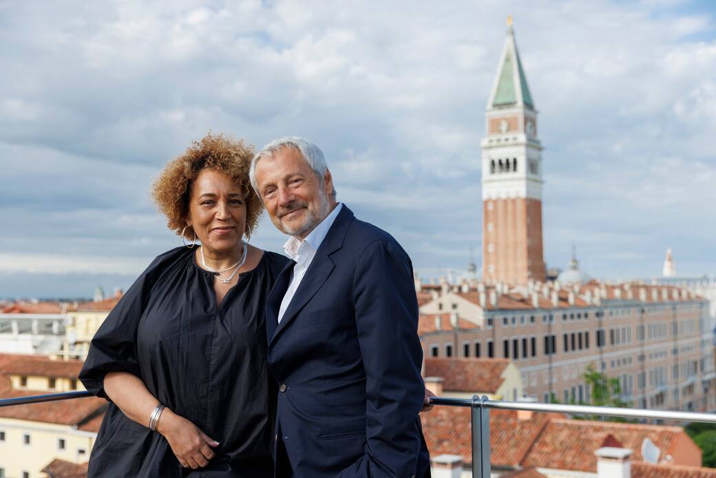 Lesley_Lokko_and_Roberto_Cicutto_Photo_Jacopo_Salvi_Courtesy_of_La_Biennale_di_Venezia_93A6392_(1).jpg