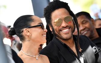 11_lenny_kravitz_stella_walk_of_fame_getty - 1