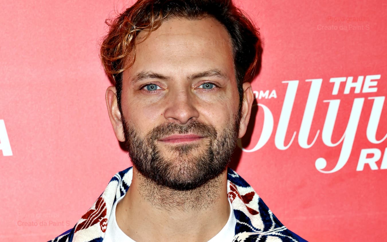 Supersex, Alessandro Borghi svela i retroscena delle scene intime della  serie tv su Rocco Siffredi I Sky TG24