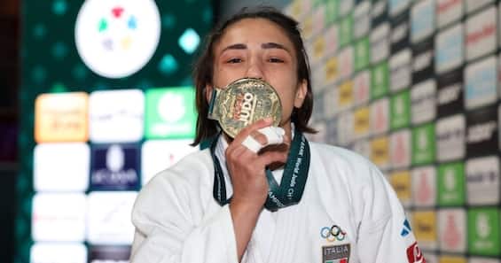 https://static.sky.it/editorialimages/a5445a51fb48b5e7aa2bf4267b78dcc4c0388927/skysport/it/altri-sport/video/2025/06/13/mondiale-judo-budapest-scutto-oro/og_image_scutto.jpg?im=Resize,width=565