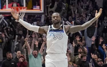 8. JULIUS RANDLE