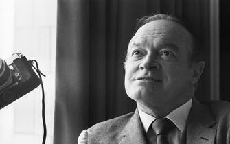 Bob Hope turns the camera on the press photographers during a photocall at the Savoy Hotel for the film "How to Commit Marriage' in Dec 1969 

Material must be credited "The Sun/News Licensing" unless otherwise agreed. 100% surcharge if not credited. Online rights need to be cleared separately. Strictly one time use only subject to agreement with News Licensing