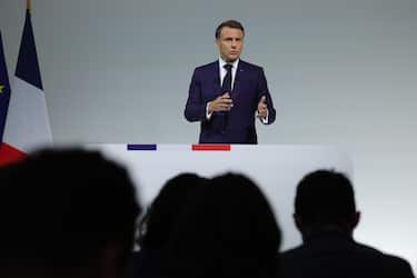 epa11405300 French President Emmanuel Macron holds a press conference about his decision to dissolve the parliament and calling for elections, in Paris, France, 12 June 2024. The French president announced on 09 June the dissolution of the National Assembly and called for new elections on 30 June and 07 July after his Renaissance Party was defeated by the far right Rassemblement National in the Europen election.  EPA/TERESA SUAREZ