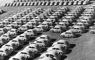 Rows of Volkswagen Beetle cars at a German Volkswagen plant, circa 1950. (Photo by Fox Photos/Hulton Archive/Getty Images)
