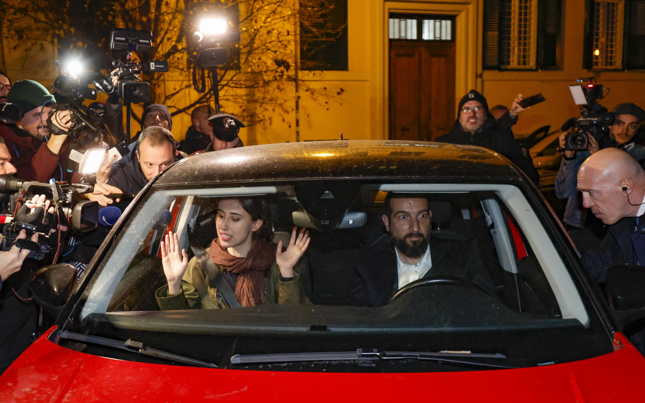 Cecilia Sala as she returns to her home in Rome, Italy, 08 January 2025. Italian journalist Cecilia Sala arrived in Italy on 08 January after being released from an Iranian jail. Sala, who works for the newspaper Il Foglio and the podcast company Chora Media, was arrested on 19 December 2024 while reporting in Tehran, Iran.
ANSA/FABIO FRUSTACI