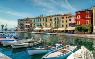 The picturesque town of Lazise on Lake Garda. Province of Verona, Veneto, Italy.
