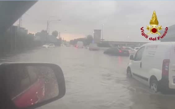 emilia romagna danni e allagamenti causati da grandine e nubifragi video
