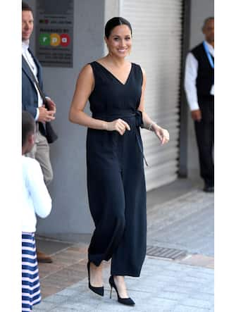 CAPE TOWN, SOUTH AFRICA - SEPTEMBER 25: Meghan, Duchess of Sussex visits the African not-for-profit organisation 'mothers2mothers' during day three of the royal tour of South Africa on September 25, 2019 in Cape Town, South Africa. (Photo by Karwai Tang/WireImage)