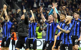 Fc Inter’s players jubilate after winning the UEFA Champions League second  leg  of semi final match  between FC Inter  and  Milan   at Giuseppe Meazza stadium in Milan, 16  May  2022.
ANSA / MATTEO BAZZI

