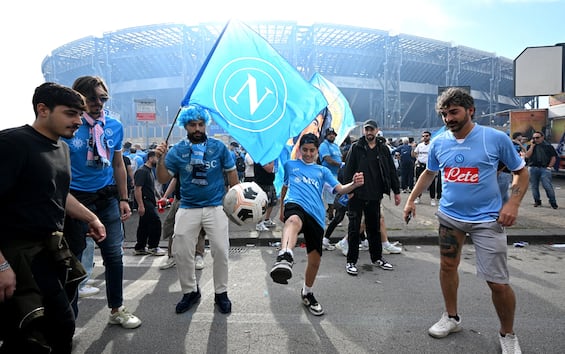 Le formazioni ufficiali di Napoli-Cagliari