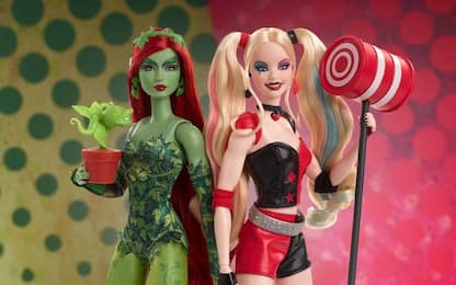 Batman Day 2024, Barbie celebra l'eroe mascherato con 2 nuove bambole