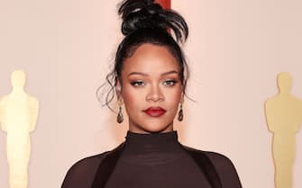 La cantante Rihanna a un evento pubblico