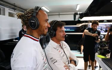 Wolff: "Hamilton in Ferrari si adatterà bene"