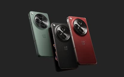 OnePlus Open Apex Edition è lo smartphone pieghevole del desiderio