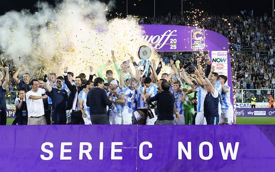 https://static.sky.it/editorialimages/a9b92073581060f8fb21338b1438583d5433b45b/skysport/it/calcio/serie-c/2025/06/07/pescara-ternana-risultato-gol/pescara_calcio_getty.jpg?im=Resize,width=565