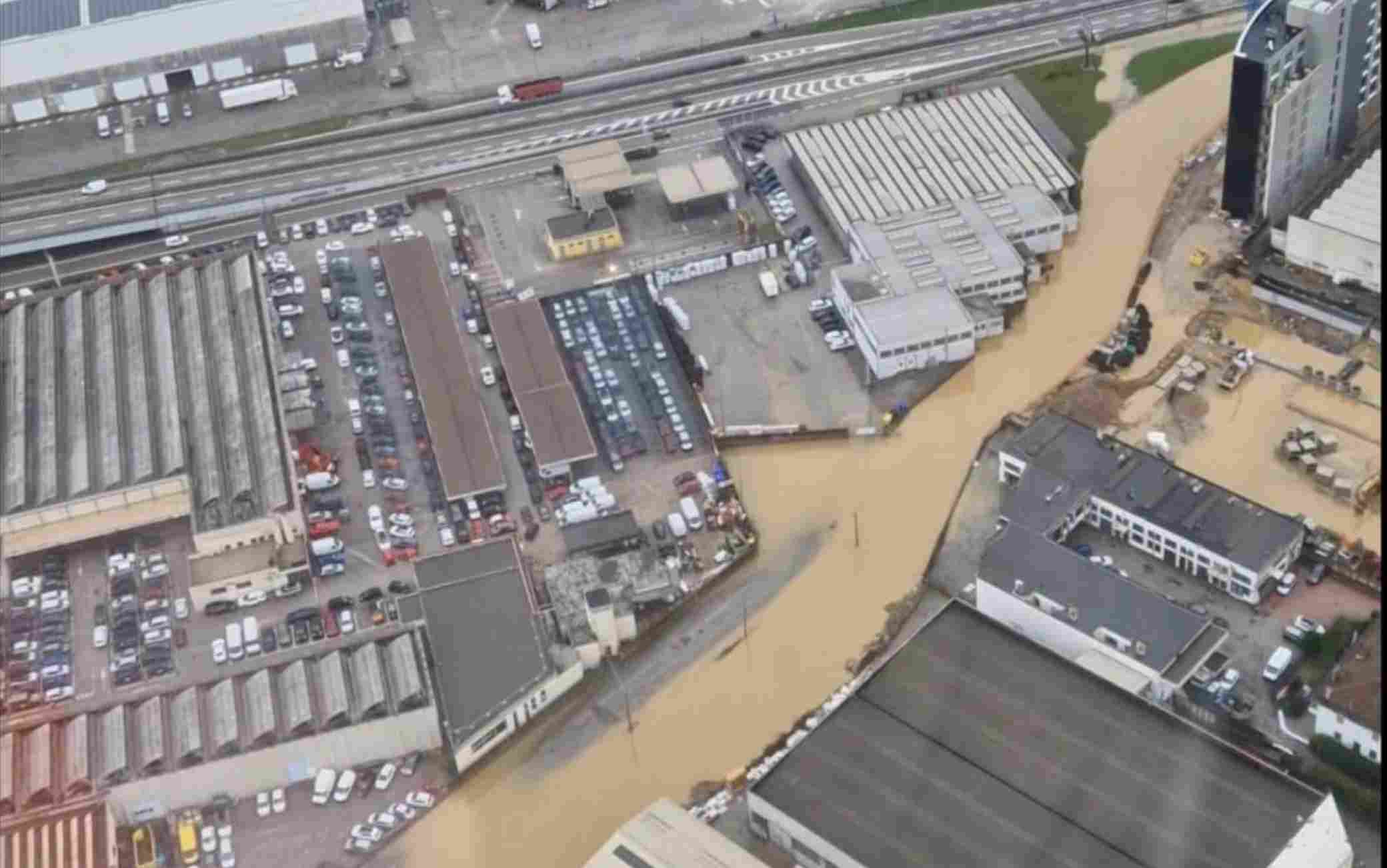 Maltempo Sull’Italia | News Allerta Rossa In Veneto Frane In Liguria LIVE