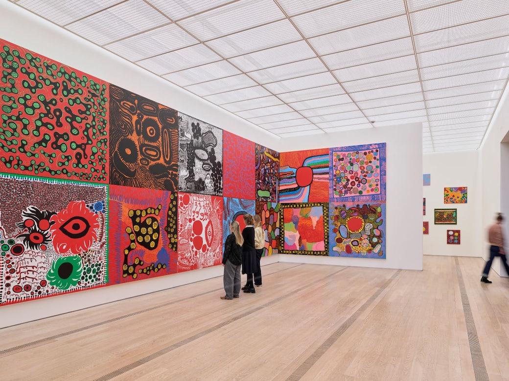 Installation views «Yayoi Kusama» alla Fondation Beyeler, Riehen/Basel, 2025 Foto: Mark Niedermann