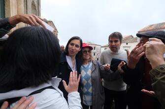 La segretaria del Pd Elly Schlein partecipa al corteo del primo maggio partito dalla Casa del Popolo, di via Giorgio Kastriota a Piana degli Albanesi, Palermo, 1 maggio 2023. ANSA / IGOR PETYX