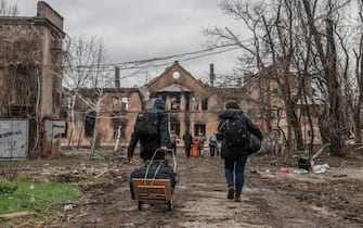mariupol guerra ucraina profughi