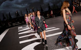 sfilata Chanel Cruise 2023/24