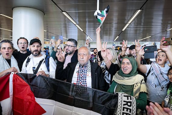 Egitto, italiani pro-Pal al Cairo: 7 rimpatriati, 36 rilasciati