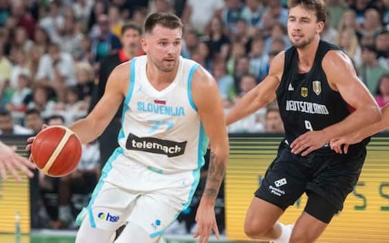 https://static.sky.it/editorialimages/ac1e33b3a99bbc19d538b60f1c7a709faad2ead2/skysport/it/nba/video/2025/08/09/nba-doncic-peso-chili-dimagrito/doncic-IPA_slovenia.jpg?im=Resize,width=565