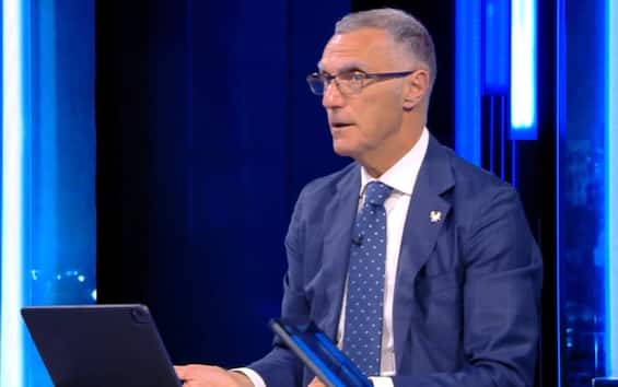 https://static.sky.it/editorialimages/ac5e2fdc5860322fcd3c06554630a93897037175/skysport/it/calcio/serie-a/video/2025/05/19/inter-lazio-bergomi-commento-video/bergomi_screen_1.jpg?im=Resize,width=565
