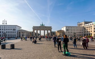 Brandenburg Gate, Brandenburger Tor at Pariser Platz, Mitte, Tiergarden, Berlin, Germany, Europe