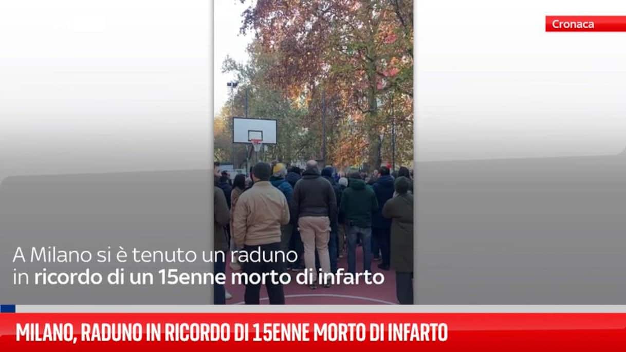 Milano, raduno in ricordo di 15enne morto di infarto
