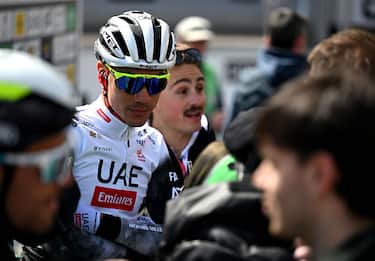 Ayuso esordisce al Giro da primo sfidante per la vittoria finale