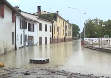 Maltempo in Emilia Romagna e Marche, i video dell'alluvione