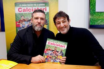 Vincent Candela e Ciro Ferrara partecipano alla presentazione dell'album delle figurine dei calciatori Panini 2022-2023 presso la sede della Lega Calcio in via Rosellini a Milano, 12 gennaio 2023.ANSA/MOURAD BALTI TOUATI