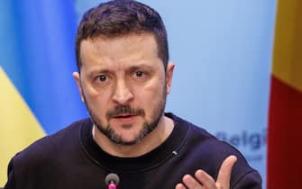 epa11374879 Ukraine's President Volodymyr Zelensky gestures as he addresses the media alongside Belgium's Prime Minister during a surprise visit at the Prime Minister's office in Brussels, Belgium, 28 May 2024. Zelensky visits Belgium to ink the latest in a string of security accords with Western allies. The two leaders will discuss, among other things, Belgium's military support to Ukraine and the signing of a bilateral security agreement, including the supply of F-16 fighter jets as part of the security agreement.  EPA/OLIVIER MATTHYS