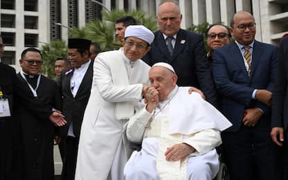 Papa Francesco in Indonesia, visita alla moschea Istiqlal di Giacarta