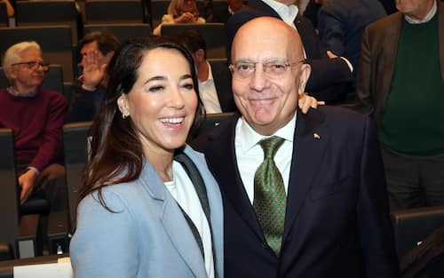 Licia Ronzulli (S) con Gabriele Albertini in occasione della conferenza stampa che Letizia Moratti ha tenuto a Palazzo Lombardia, con il ministro degli Esteri Antonio Tajani,  per annunciare la sua candidatura alle europee con Forza Italia. Milano, 23 Marzo 2024. 
ANSA / MATTEO BAZZI

