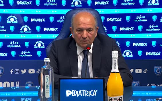 https://static.sky.it/editorialimages/aee0764e4cc69afc236395f9ec0146f101c51cc4/skysport/it/calcio/serie-a/video/2025/05/04/empoli-lazio-fabiani-intervista-video/fabiani_lazio_conferenza.jpg?im=Resize,width=565