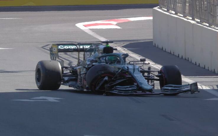 L'incidente di Stroll con l'Aston Martin nel Q1 del GP di Baku