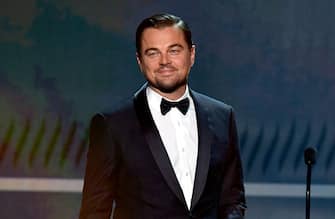 LOS ANGELES, CALIFORNIA - JANUARY 19: Leonardo DiCaprio speaks onstage during the 26th Annual Screen ActorsÂ Guild Awards at The Shrine Auditorium on January 19, 2020 in Los Angeles, California. 721359 (Photo by Kevork Djansezian/Getty Images for Turner)