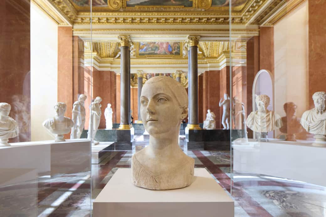 02_Installation_view_Capolavori_della_Collezione_Torlonia_Louvre_Copyright_Fondazione_Torlonia_Ph_Agostino_Osio_.jpg
